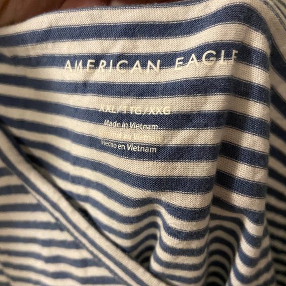 American Eagle Striped V-Neck Tee - Picture 3 of 3